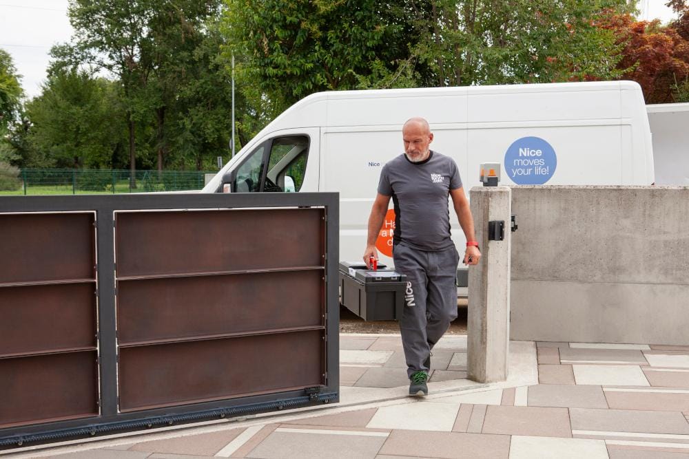 Nice Gate Maintenance 01